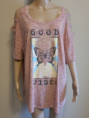NWT - Tru Self - Pink & Grey -"Good Vibes" Cold-Shoulder Butterfly Tee.  Size 3X